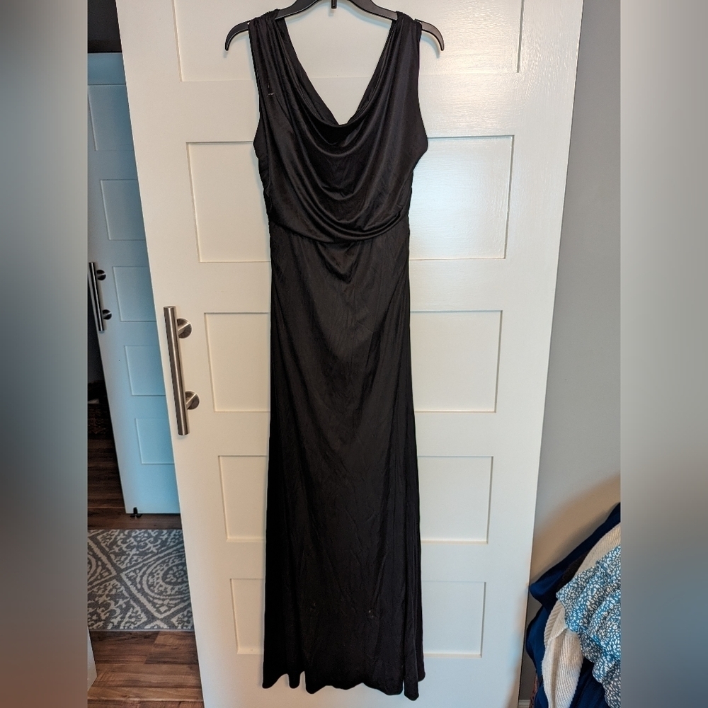 Maria Blanca Nero Nwt Black Dress. Women's Long Dress. Urban Clothes Horse